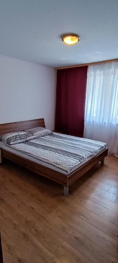 Galesic Apartments & Rooms Korenica Exterior foto