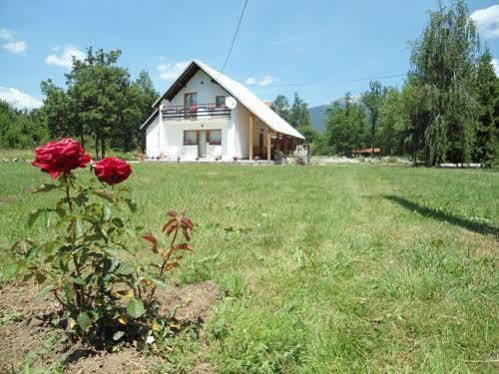 Galesic Apartments & Rooms Korenica Exterior foto